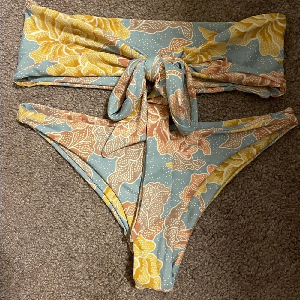 Revolve Floral Kini Set